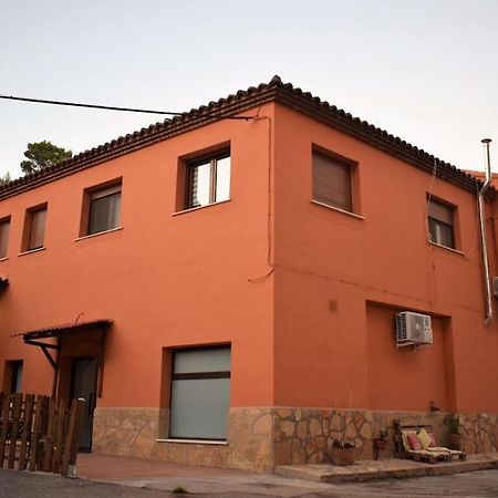 La Buhardilla. Aparcamiento Exterior Privado Teruel Exterior foto
