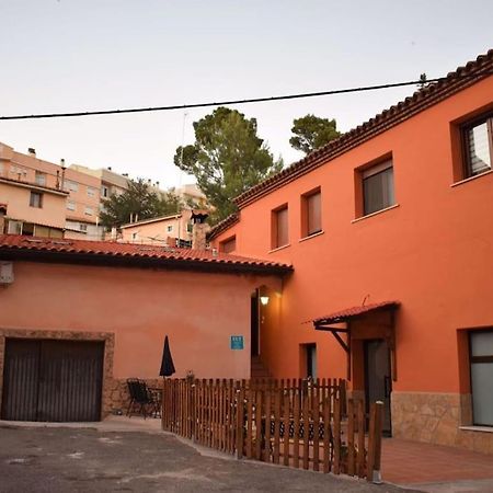 La Buhardilla. Aparcamiento Exterior Privado Teruel Exterior foto