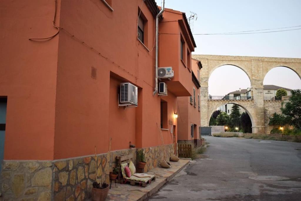 La Buhardilla. Aparcamiento Exterior Privado Teruel Exterior foto